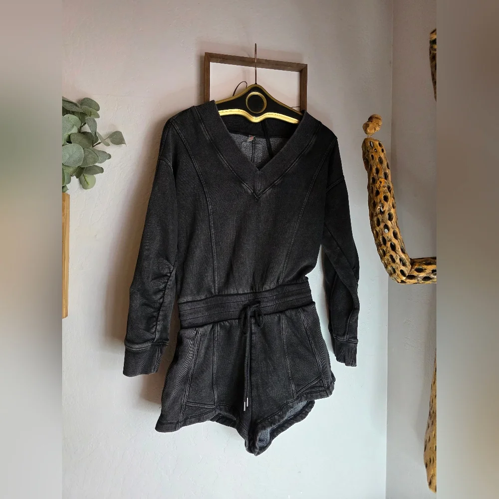 NWT FP Movement Intercept Romper Mineral Black Size Small - Picture 6 of 9